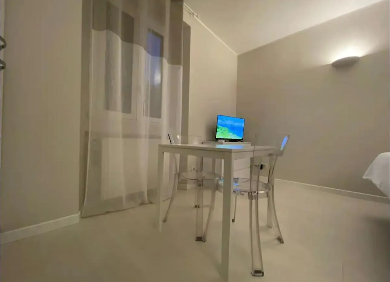 Regina Milano In Sky Santa Giulia - Sky Tv, Wifi E Breakfast Box Apartment Milan